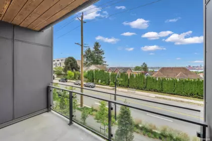 Primary Bathroom Photo of 103/203 422 E 3rd Street, North Vancouver, BC