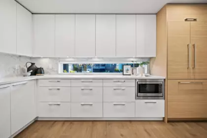 Breakfast Nook Photo of 3140 Woodbine Drive, North Vancouver, BC
