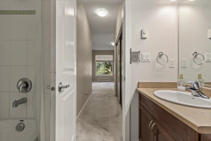 Basement Recreation Room Photo of 302 33338 Mayfair Avenue, Abbotsford, BC
