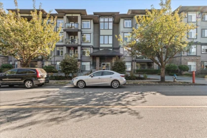 Garden / Landscaping Photo of 302 33338 Mayfair Avenue, Abbotsford, BC