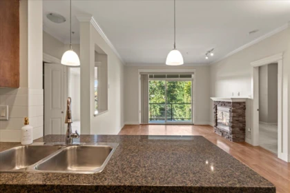 Kitchen Island Photo of 302 33338 Mayfair Avenue, Abbotsford, BC