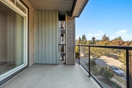Outdoor Patio Photo of 302 33338 Mayfair Avenue, Abbotsford, BC