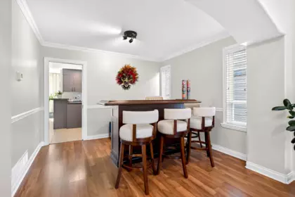 Breakfast Nook Photo of 2020 Parkway Boulevard, Coquitlam, BC