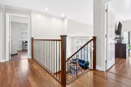 Mudroom Photo of 2020 Parkway Boulevard, Coquitlam, BC