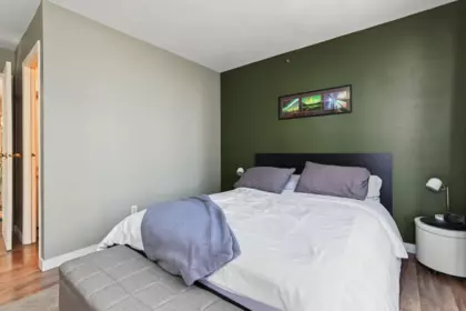 Bedroom 4 Photo of 1105 55 Tenth Street, New Westminster, BC