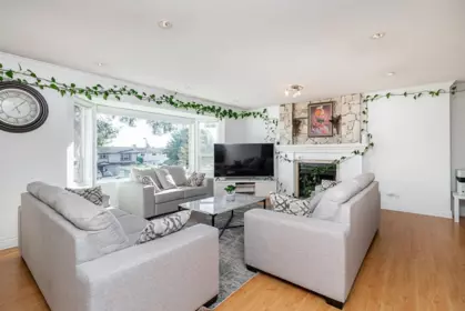 Breakfast Nook Photo of 14523 89 Avenue, Surrey, BC