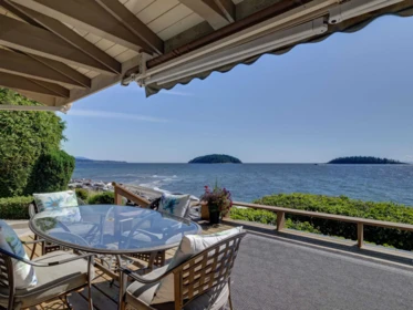 Primary Bedroom Photo of 6577 Sunshine Coast Highway, Sechelt, BC