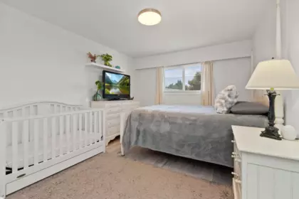 Laundry Room Photo of 313 2211 Clearbrook Road, Abbotsford, BC
