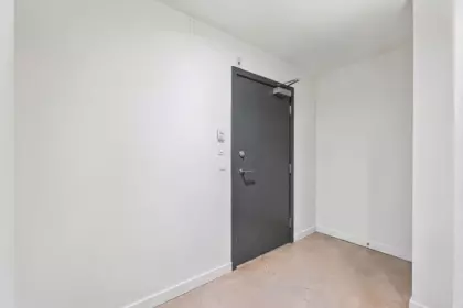 Entry Foyer Photo of 306 53 W Hastings Street, Vancouver, BC