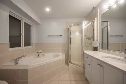 Mudroom Photo of 23710 110 Avenue, Maple Ridge, BC