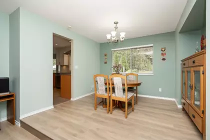 Walk-In Closet Photo of 6982 128a Street, Surrey, BC