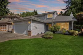 6982 128a Street, Surrey, BC