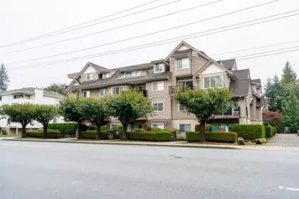 Front Yard Photo of 301 22150 Dewdney Trunk Road, Maple Ridge, BC