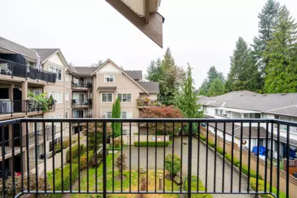 Guest Bathroom Photo of 301 22150 Dewdney Trunk Road, Maple Ridge, BC