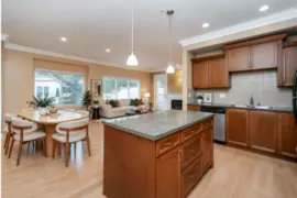 301 22150 Dewdney Trunk Road, Maple Ridge, BC