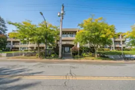 304 15809 Marine Drive, White Rock, BC