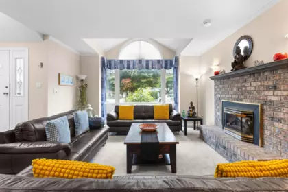 6173 Parkside Court, Surrey, BC, Surrey — Single Family Residence for sale