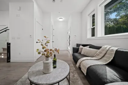 1131 E 23rd Avenue, Vancouver, BC, Vancouver — Half Duplex for sale