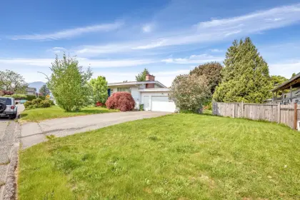 45333 Westview Avenue, Chilliwack, BC, Chilliwack — Single Family Residence for sale