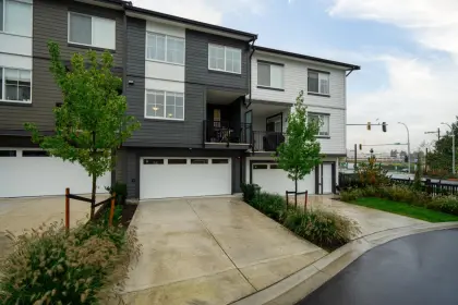 21 20246 81 Avenue, Langley, BC, Langley — Townhouse for sale