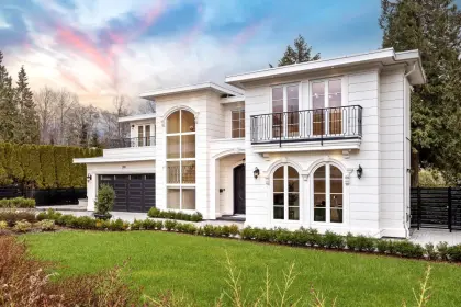 990 Cross Creek Road, West Vancouver, BC, West vancouver — Single Family Residence for sale