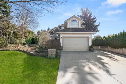 15380 81 Avenue, Surrey, BC, Surrey — Single Family Residence for sale
