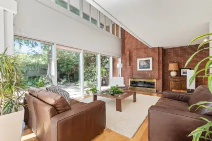 3704 Edgemont Boulevard, North Vancouver, BC, North vancouver — Townhouse for sale