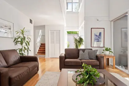 3704 Edgemont Boulevard, North Vancouver, BC, North vancouver — Townhouse for sale