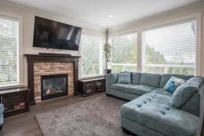 13277 236 Street, Maple Ridge, BC, Maple ridge — Half Duplex for sale
