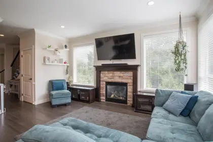 13277 236 Street, Maple Ridge, BC, Maple ridge — Half Duplex for sale