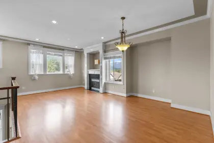33758 Bowie Drive, Mission, BC, Mission — Single Family Residence for sale
