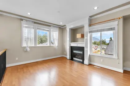33758 Bowie Drive, Mission, BC, Mission — Single Family Residence for sale