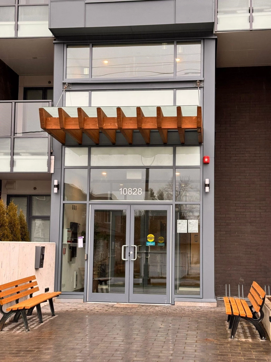 Family Room Photo of 424 10828 139a Street, Surrey, BC