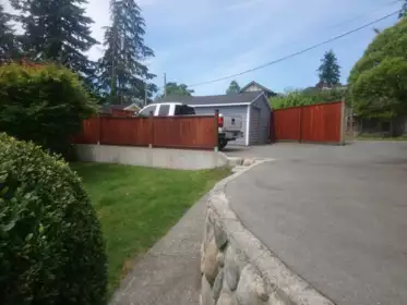 442 E 4th Street, North Vancouver, BC, North Vancouver — Single Family Residence for sale