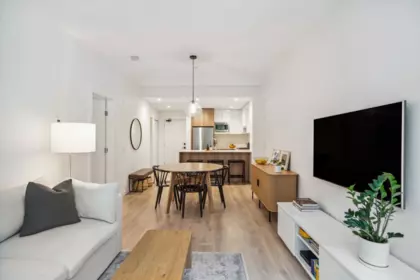 G04 715 W 15th Street, North Vancouver, BC, North vancouver — Apartment/Condo for sale