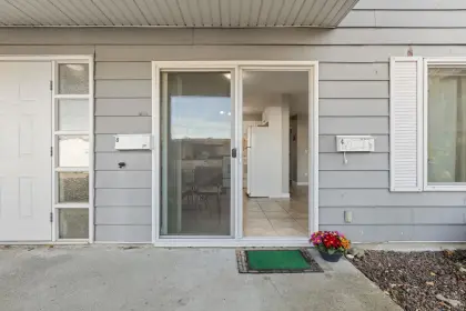 4 46260 Harford Street, Chilliwack, BC, Chilliwack — Apartment/Condo for sale