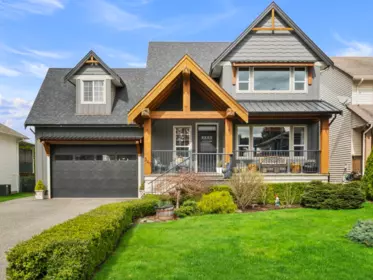 341 Chestnut Avenue, Harrison Hot Springs, BC, Harrison hot springs — Single Family Residence for sale