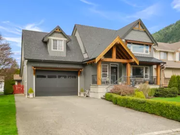 341 Chestnut Avenue, Harrison Hot Springs, BC, Harrison hot springs — Single Family Residence for sale