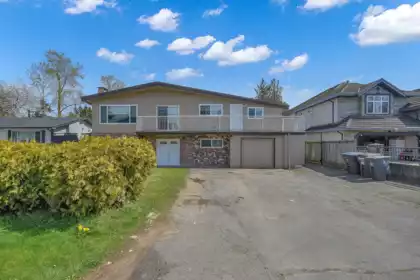 Swimming Pool Photo of 9488 127a Street, Surrey, BC