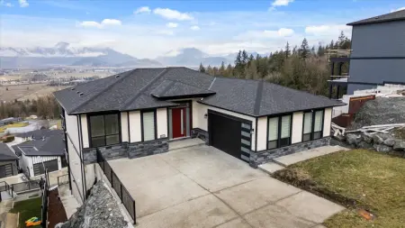 51127 Farmers Way, Chilliwack, BC, Chilliwack — Single Family Residence for sale