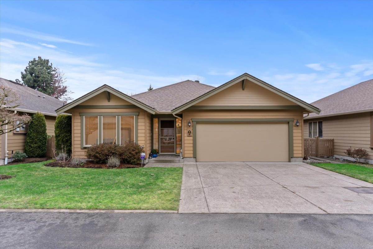 Exterior Front Photo of 83 46000 Thomas Road, Chilliwack, BC