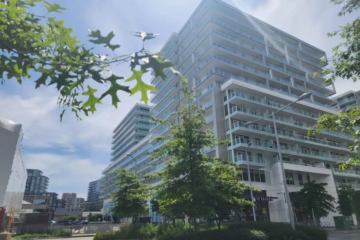 Bedroom 3 Photo of 620 6328 No. 3 Road, Richmond, BC