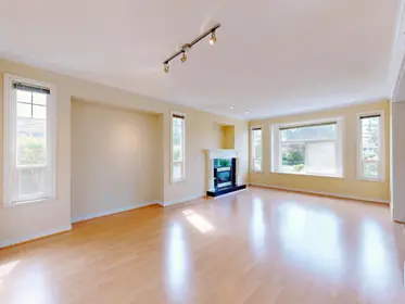 6685 Halifax Street, Burnaby, BC, Burnaby — Half Duplex for sale