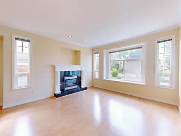 6685 Halifax Street, Burnaby, BC, Burnaby — Half Duplex for sale