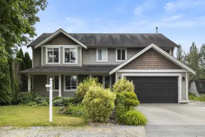 21670 Maxwell Crescent, Langley, BC, Langley — Single Family Residence for sale