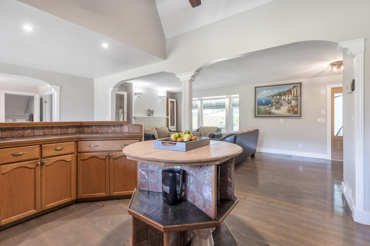 Dining Area Photo of 3850 Boundary Road, Yarrow, BC