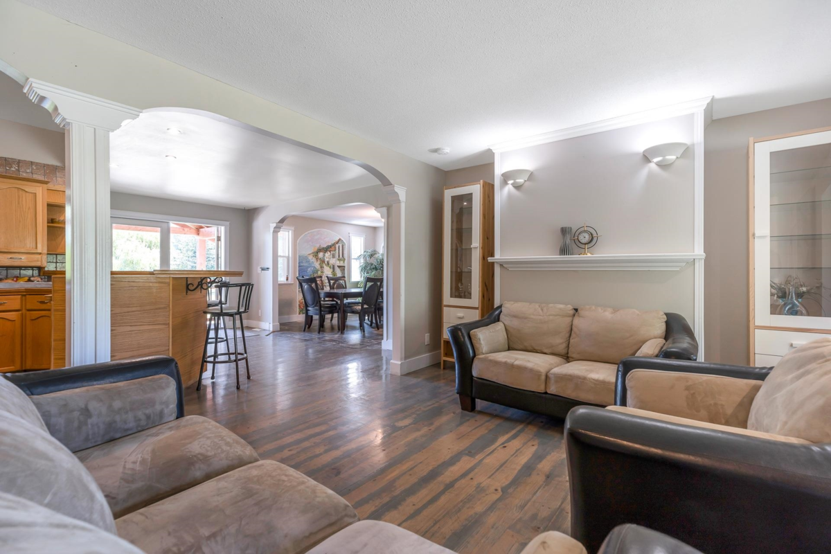 Kitchen Photo of 3850 Boundary Road, Yarrow, BC