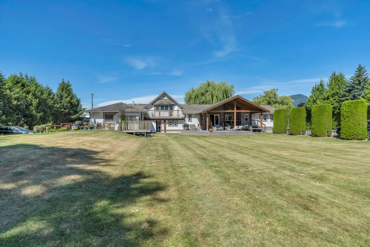 Outdoor Deck Photo of 3850 Boundary Road, Yarrow, BC