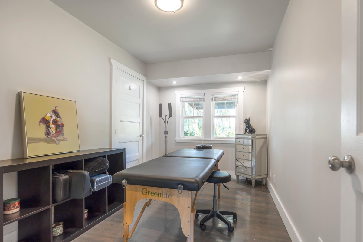 Primary Bathroom Photo of 3850 Boundary Road, Yarrow, BC