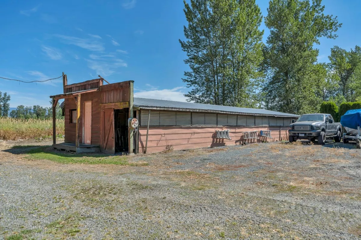 Swimming Pool Photo of 3850 Boundary Road, Yarrow, BC